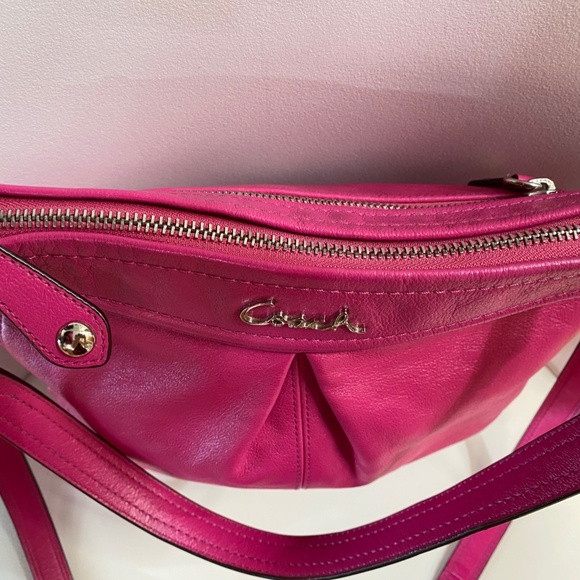 COACH Ashley Carry-All Leather shoulder bag. In excellent condition! - Picture 5 of 8